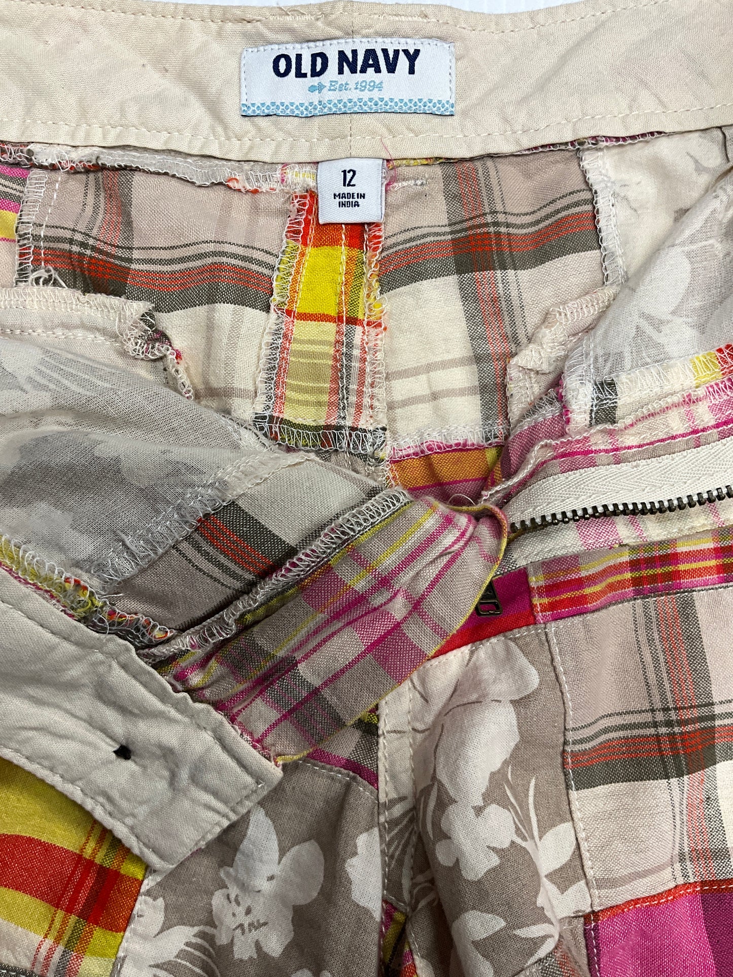 Pantalones cortos a cuadros multicolores para mujer de Old Navy