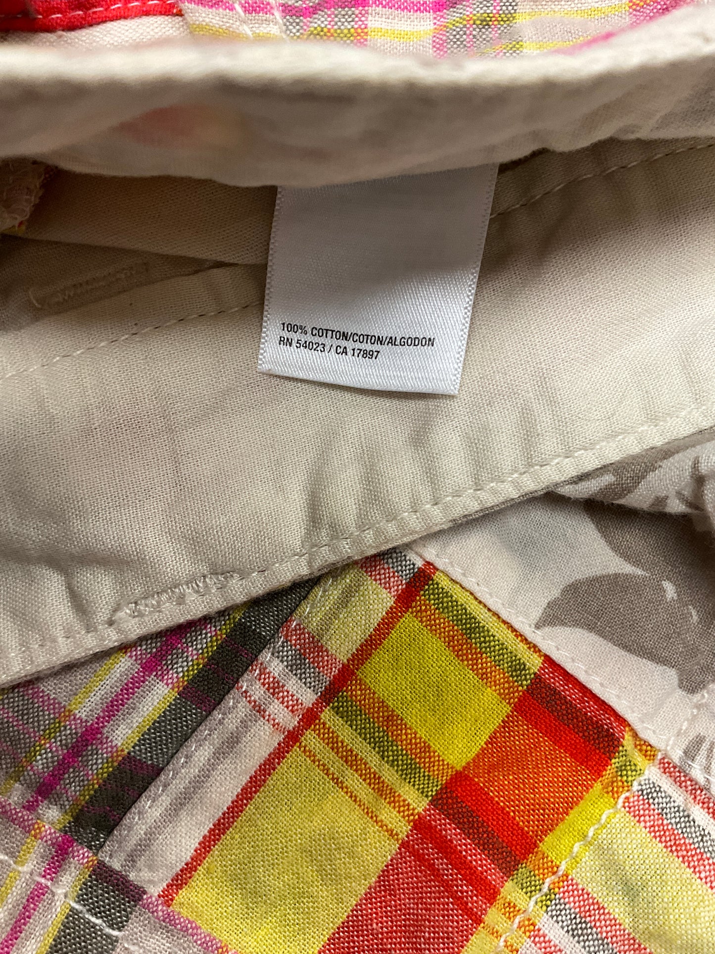 Pantalones cortos a cuadros multicolores para mujer de Old Navy