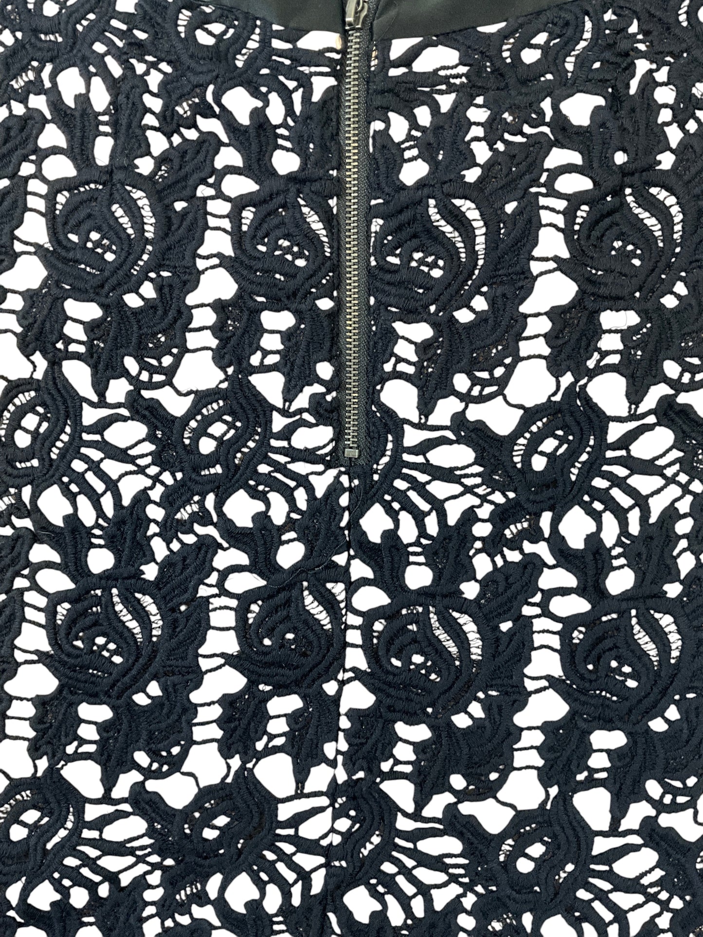 Willi Smith Women's Vintage Black Crochet Lace Pencil Skirt Size 8