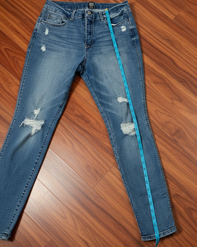 Rewash Brand Women's Distressed  Blue Jeans