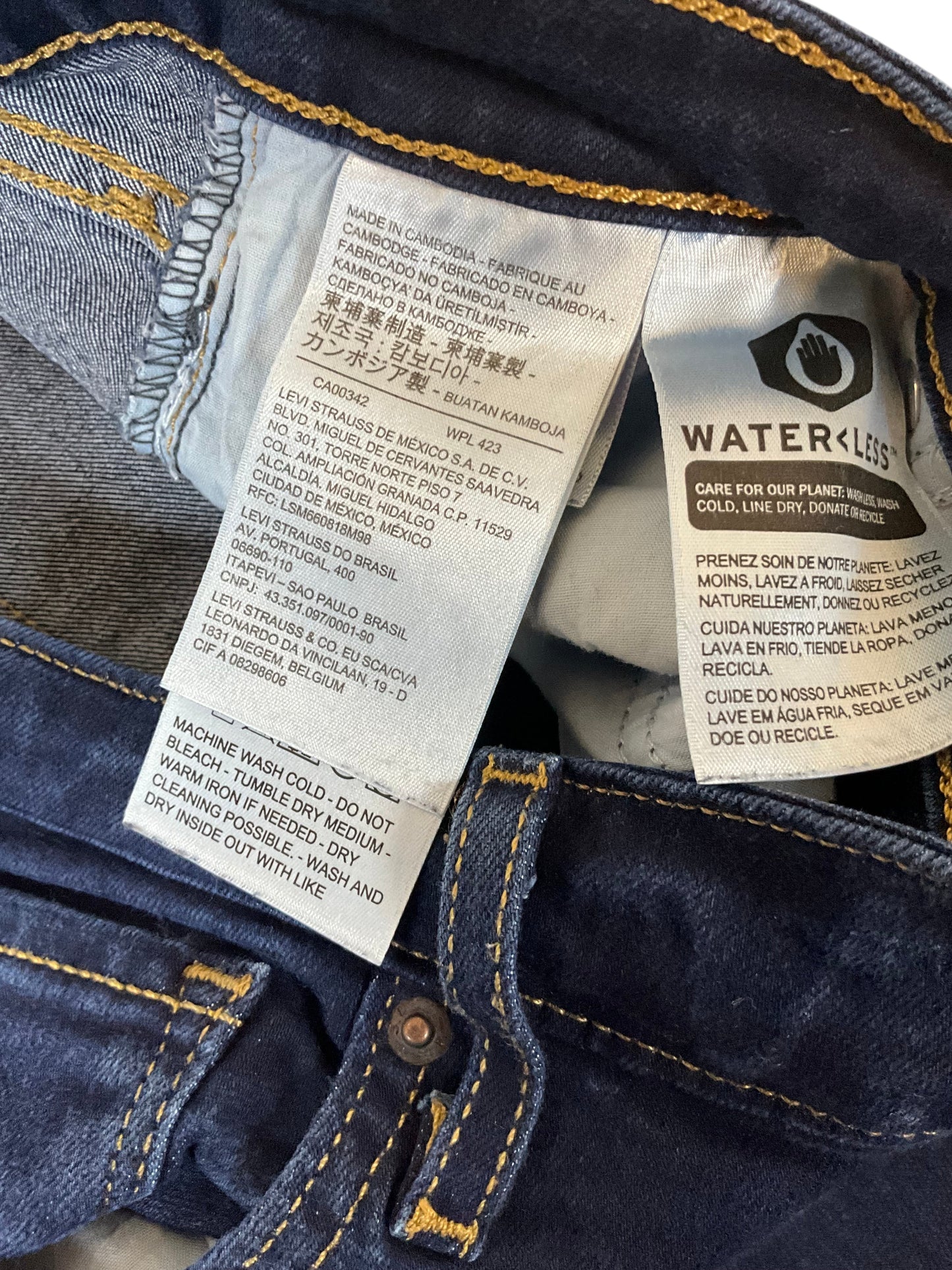 Levi’s 721 Women’s Size 29 High Rise Skinny Jeans Dark Wash Stretch Denim