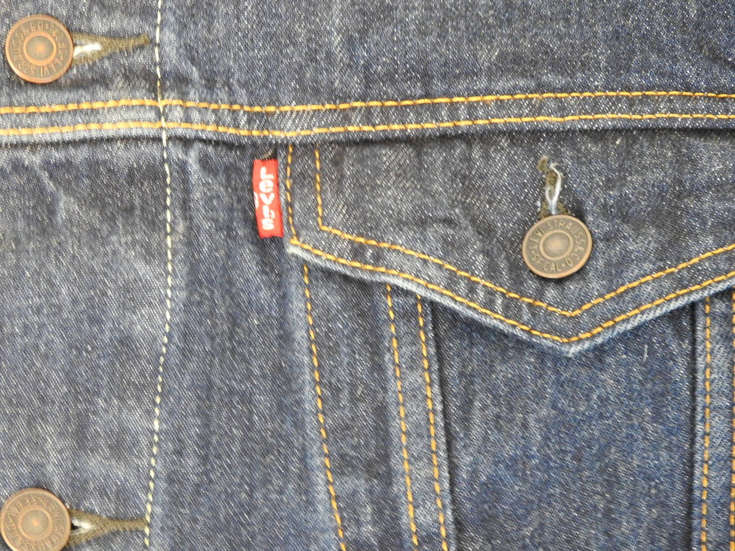 Levi's Men's Trucker Blue Denim Button Down Jacket Size 2XL