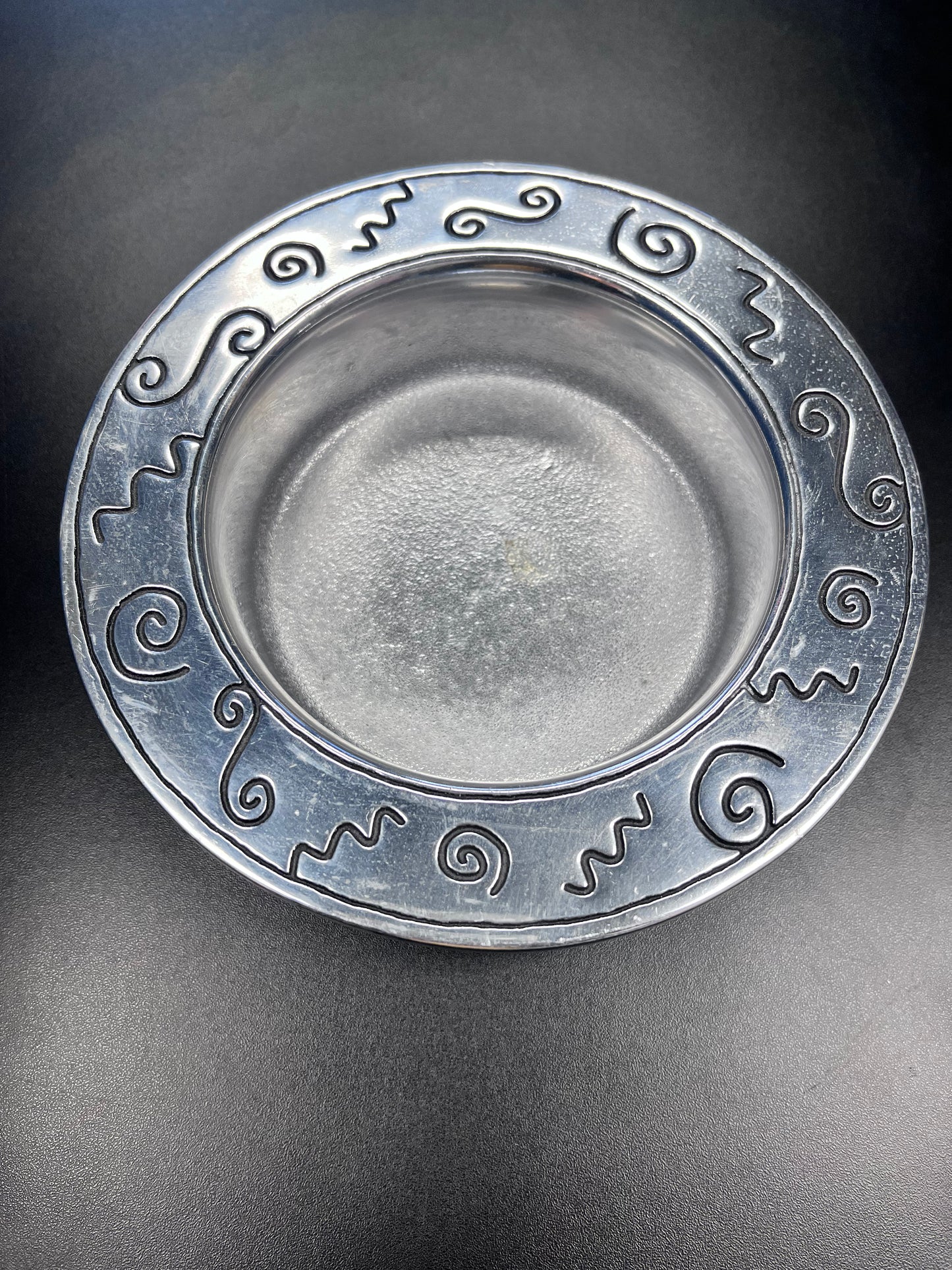 Wilton Armetale Pizzazz 7" Rimmed Serving Bowl