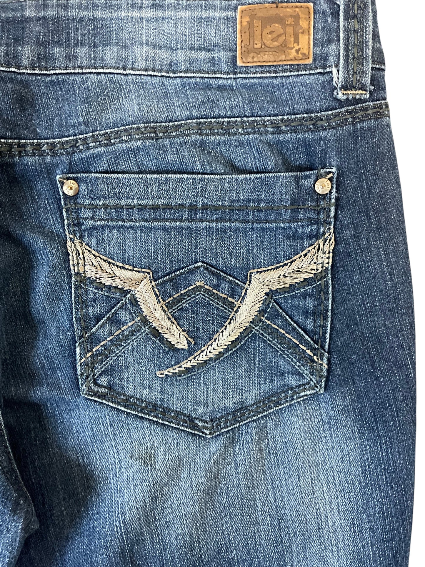 L.E.I. Ashley Lowrise Skinny Jeans Women’s Juniors Size 13 Dark Wash Embroidered